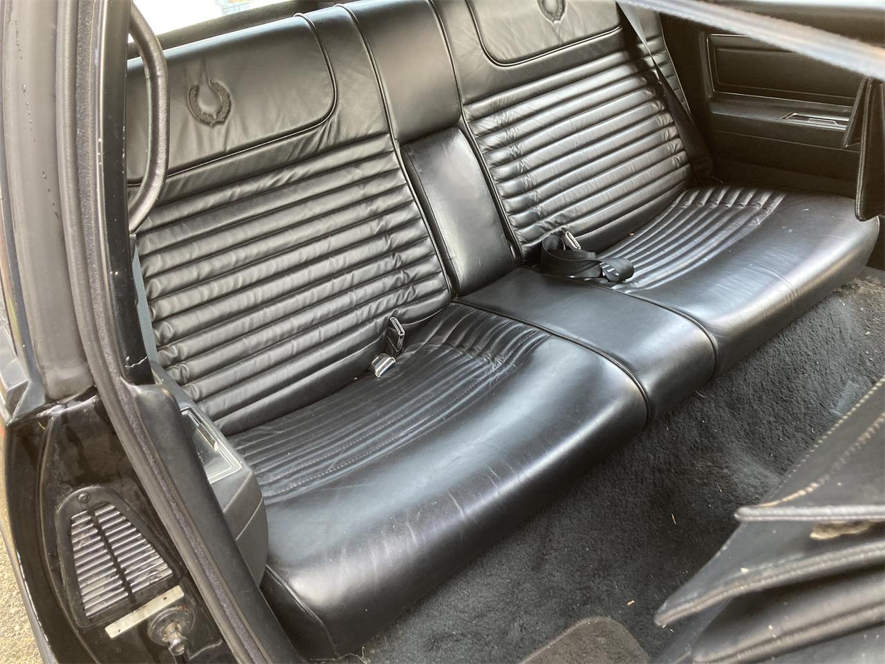 Cadillac-Eldorado-1988-Black-Black-9
