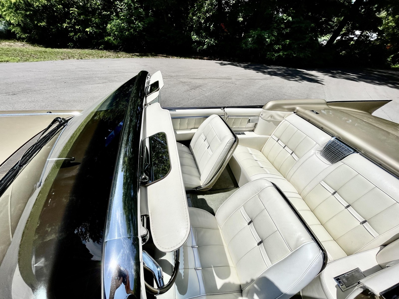 Cadillac-Eldorado-Biarritz-Convert-1960-ORIGINAL-OWNERSHIP-RECORD-28
