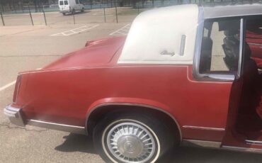 Cadillac-Eldorado-biarritz-1979-Red-Red-10