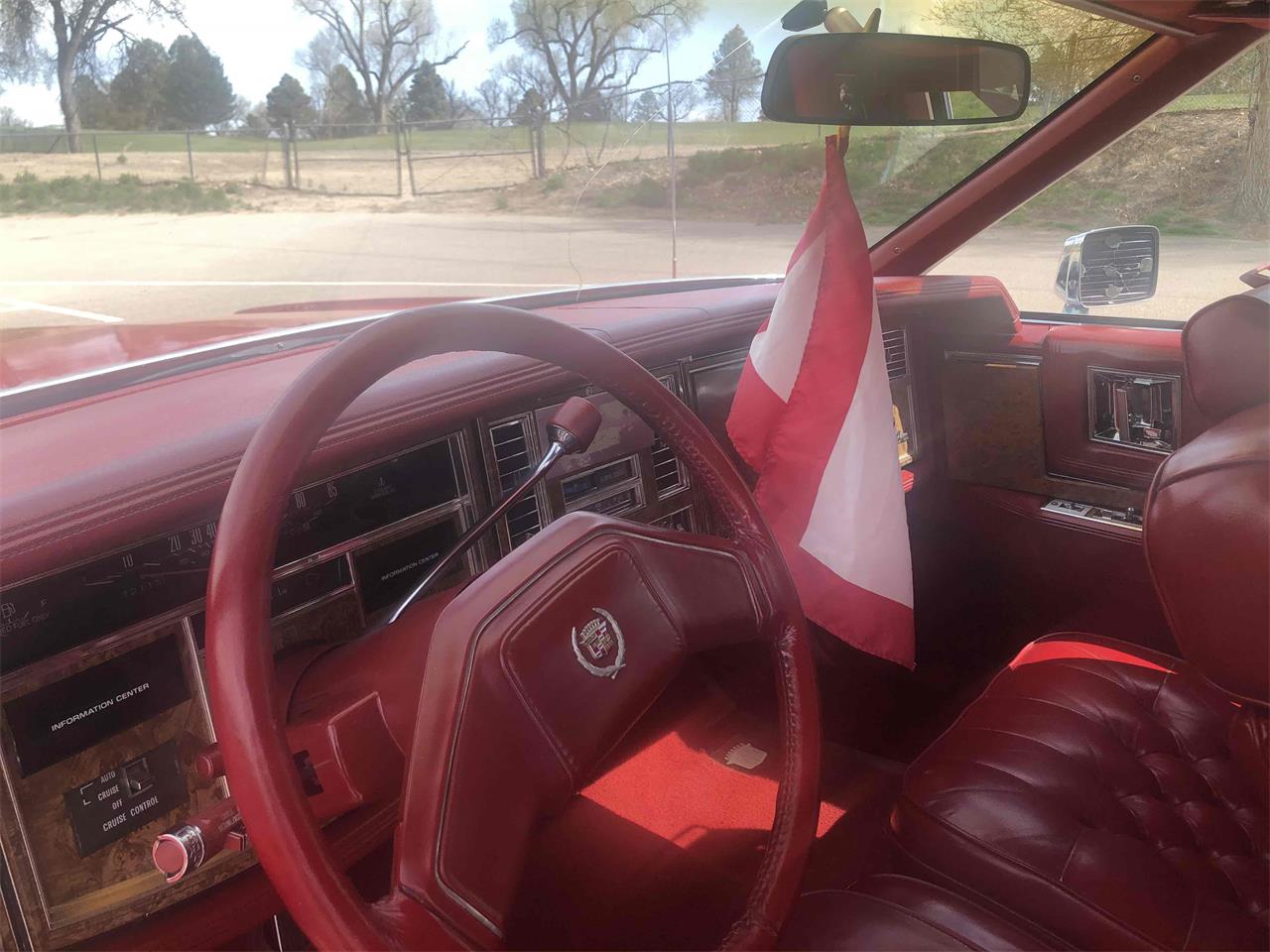 Cadillac-Eldorado-biarritz-1979-Red-Red-30