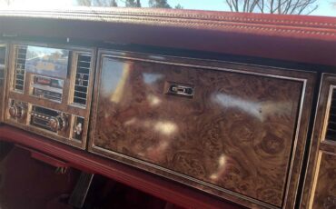 Cadillac-Eldorado-biarritz-1979-Red-Red-36