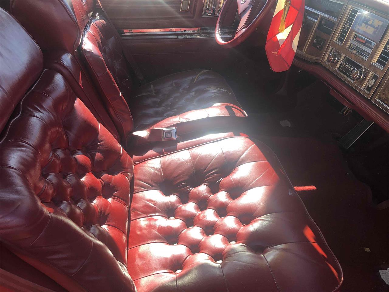 Cadillac-Eldorado-biarritz-1979-Red-Red-37