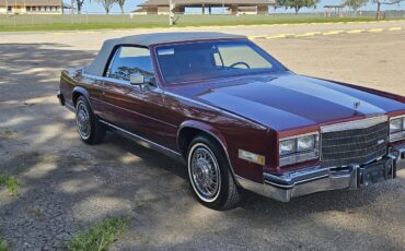 Cadillac-Eldorado-biarritz-1984-Burgundy-Burgundy-2