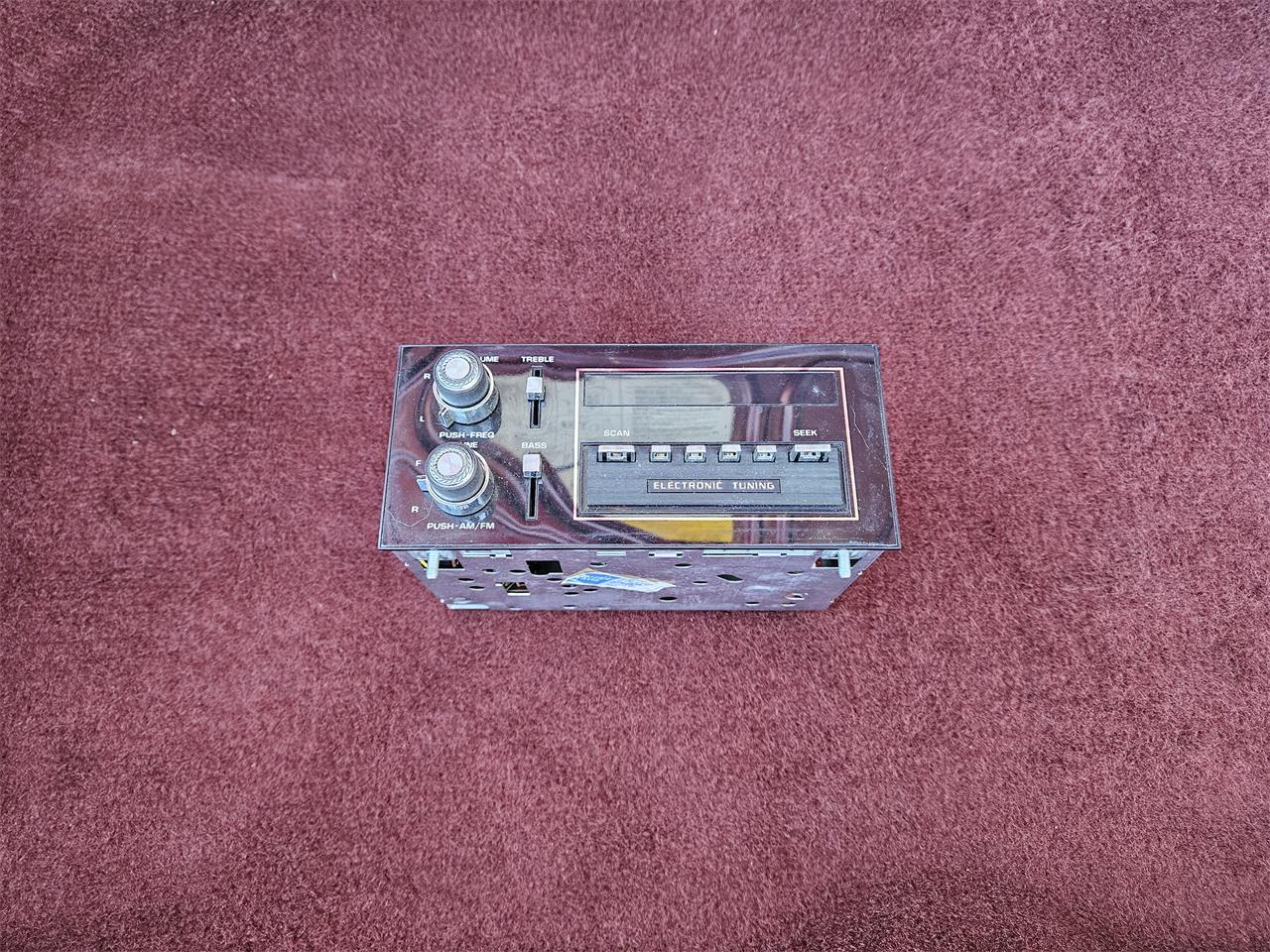 Cadillac-Eldorado-biarritz-1984-Burgundy-Burgundy-25