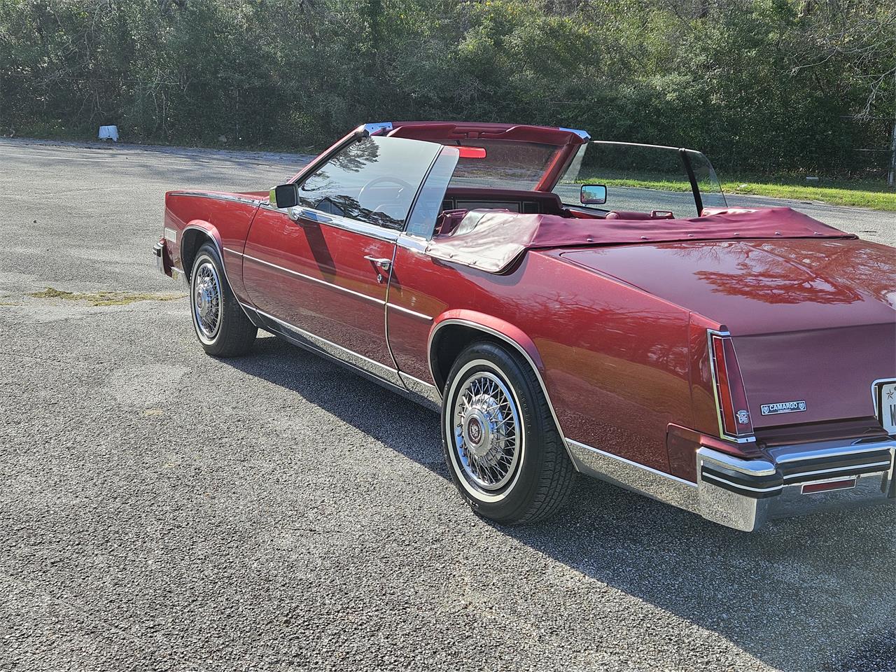 Cadillac-Eldorado-biarritz-1984-Burgundy-Burgundy-30