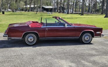 Cadillac-Eldorado-biarritz-1984-Burgundy-Burgundy-5