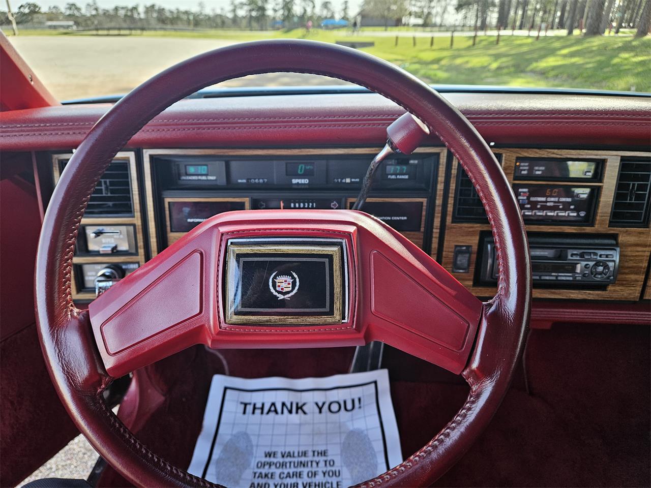 Cadillac-Eldorado-biarritz-1984-Burgundy-Burgundy-7