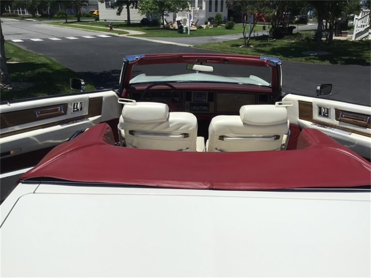 Cadillac-Eldorado-biarritz-1985-Cotillon-White-White-1
