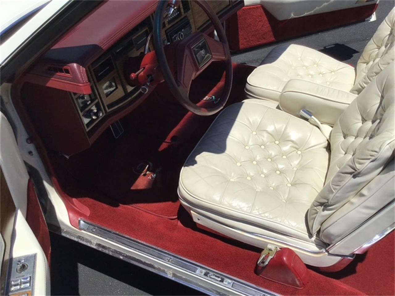 Cadillac-Eldorado-biarritz-1985-Cotillon-White-White-10