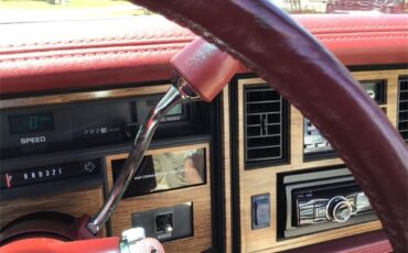 Cadillac-Eldorado-biarritz-1985-Cotillon-White-White-12