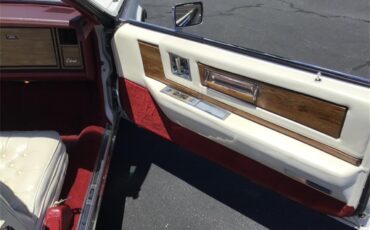 Cadillac-Eldorado-biarritz-1985-Cotillon-White-White-22