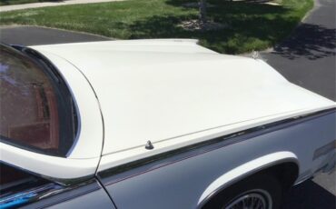 Cadillac-Eldorado-biarritz-1985-Cotillon-White-White-28