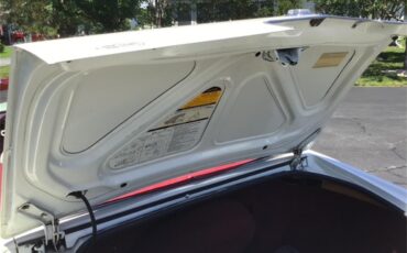 Cadillac-Eldorado-biarritz-1985-Cotillon-White-White-36