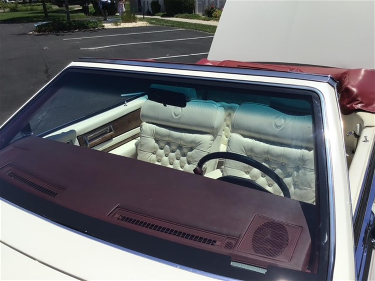 Cadillac-Eldorado-biarritz-1985-Cotillon-White-White-6