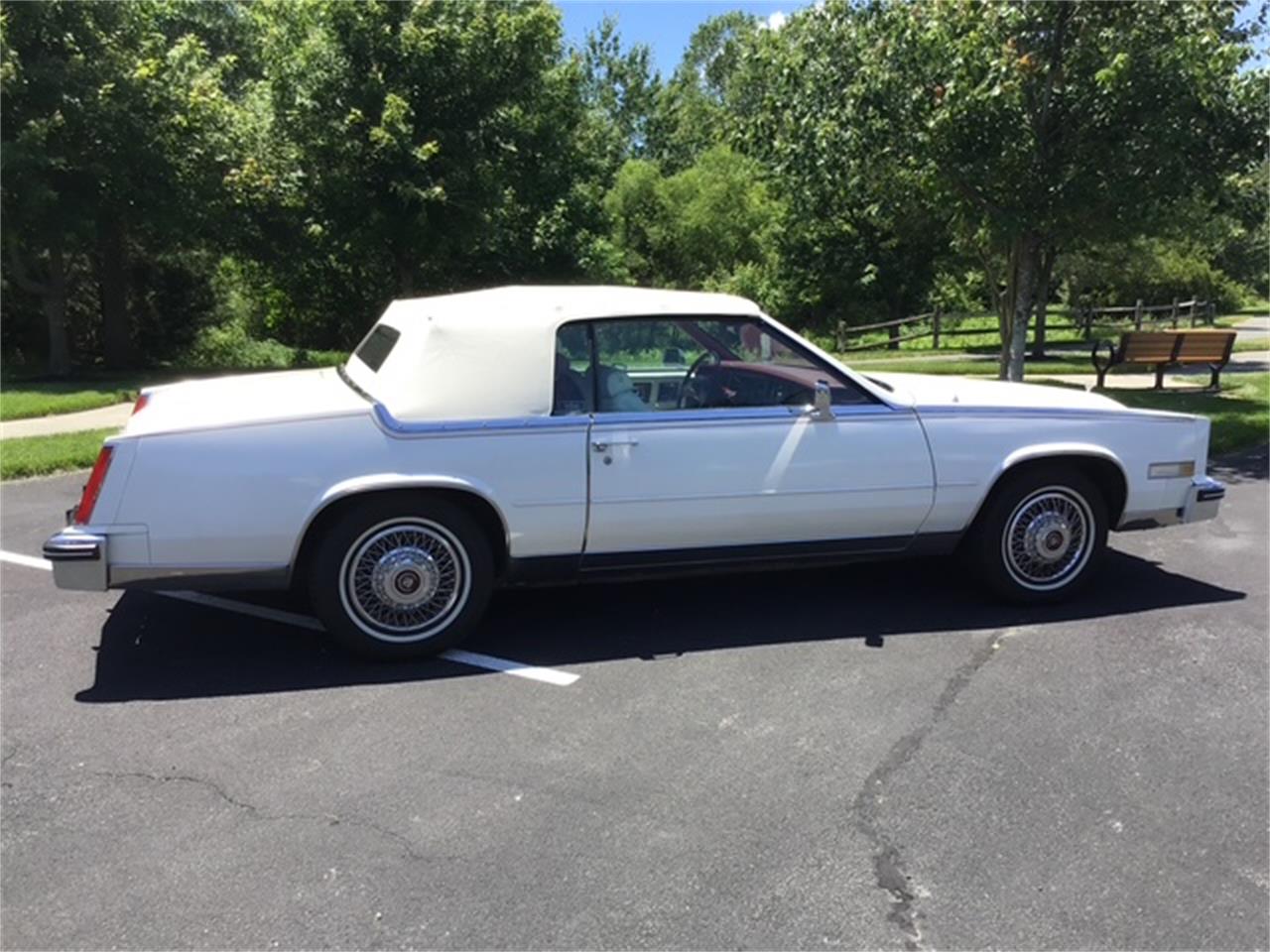 Cadillac-Eldorado-biarritz-1985-Cotillon-White-White-8