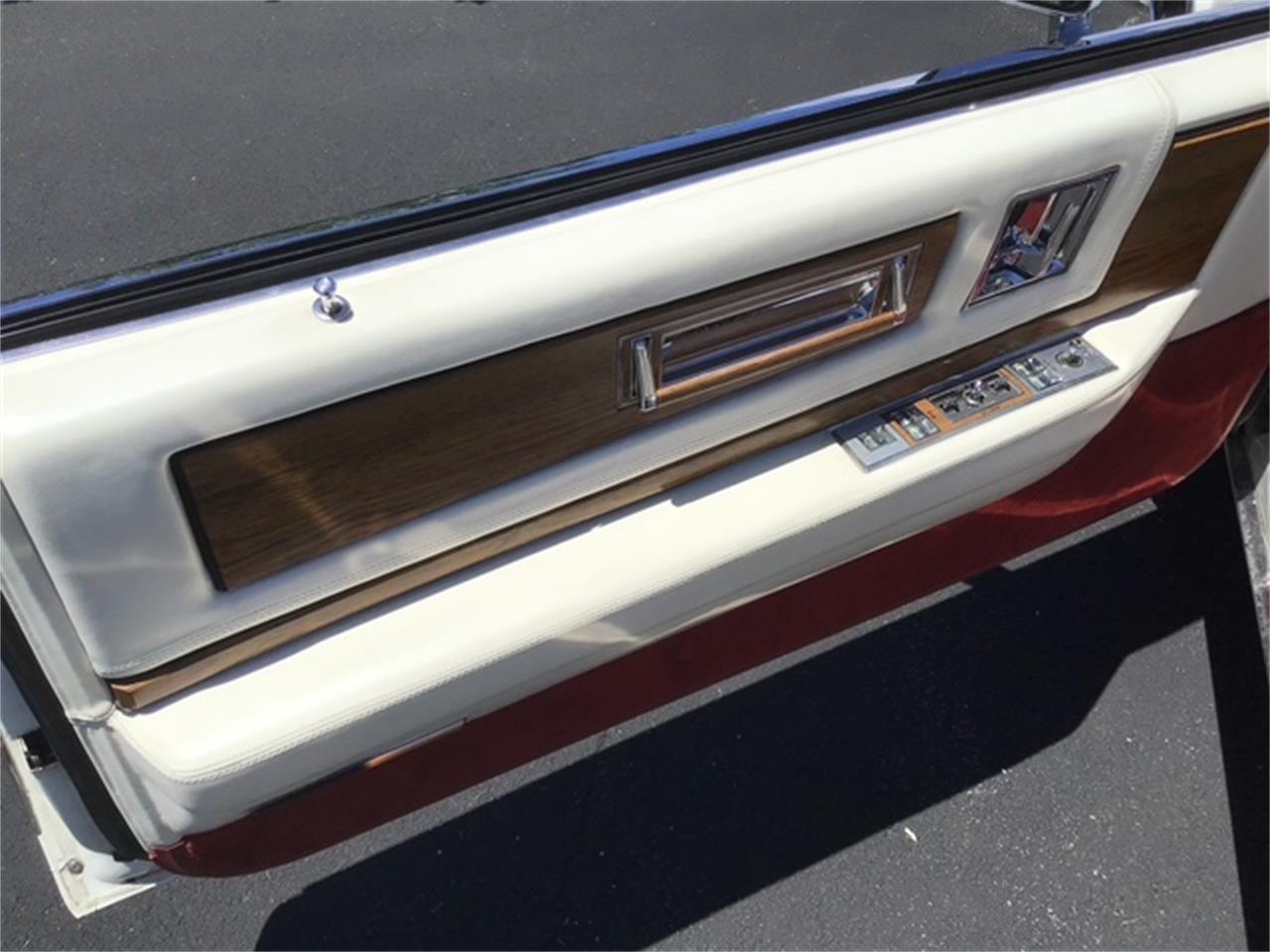 Cadillac-Eldorado-biarritz-1985-Cotillon-White-White-9