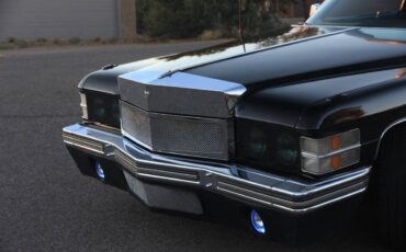Cadillac-Escalade-1974-black-2