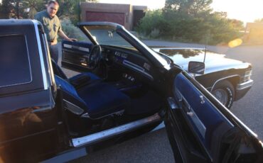 Cadillac-Escalade-1974-black-3