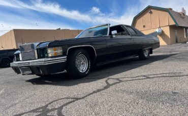 Cadillac-Escalade-1974-black-9