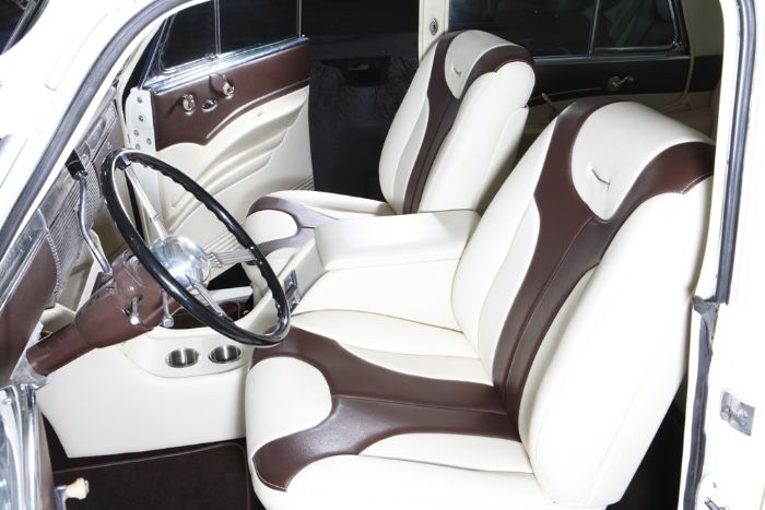Cadillac-Fleetwood-1939-White-4
