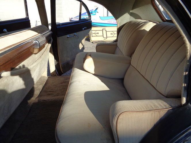 Cadillac-Fleetwood-1947-19
