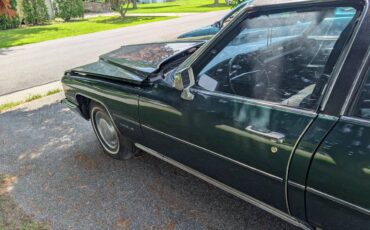 Cadillac-Fleetwood-1972-green-8