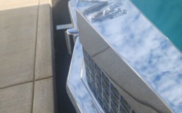 Cadillac-Fleetwood-1976-3