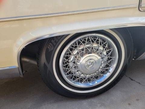 Cadillac-Fleetwood-1980-11