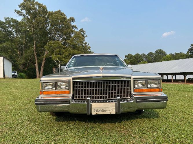 Cadillac-Fleetwood-1980-Silver-13