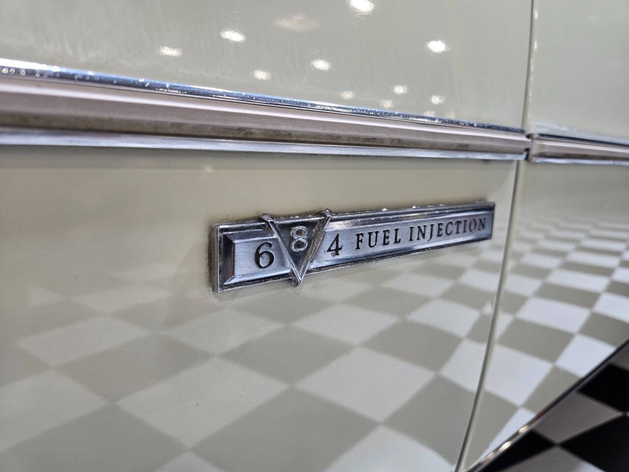 Cadillac-Fleetwood-1981-Sedan-28