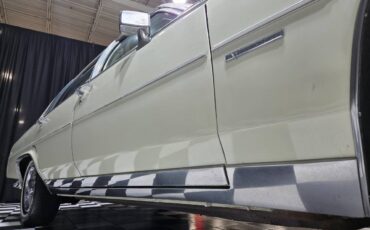 Cadillac-Fleetwood-1981-Sedan-35