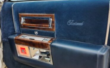 Cadillac-Fleetwood-1986-47