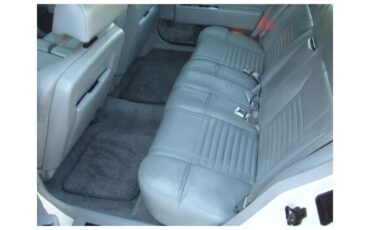 Cadillac-Fleetwood-60-special-1991-White-Gray-11