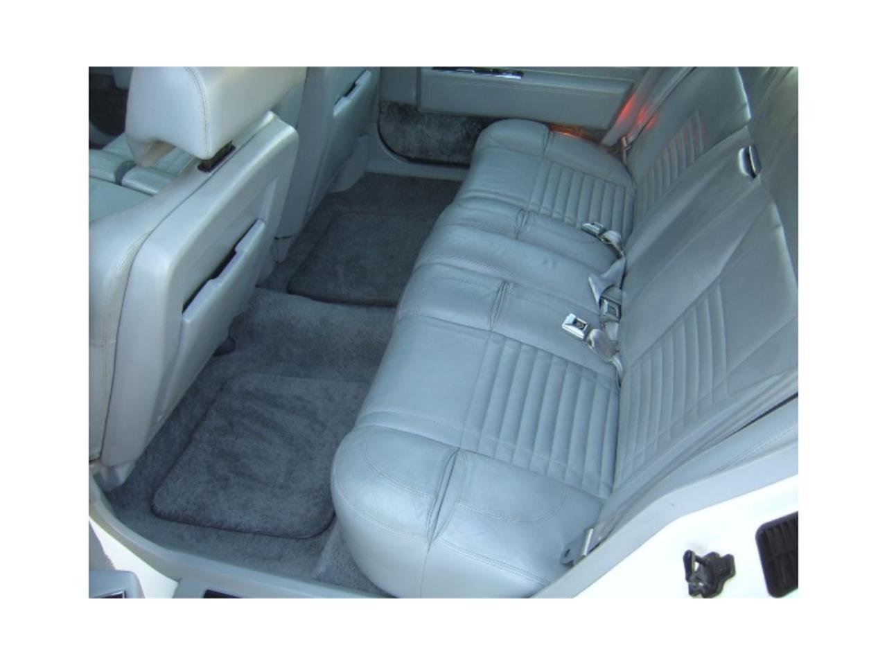 Cadillac-Fleetwood-60-special-1991-White-Gray-11