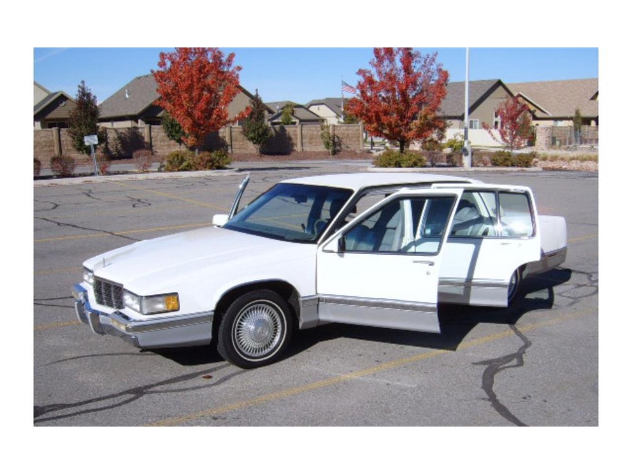 Cadillac-Fleetwood-60-special-1991-White-Gray-7