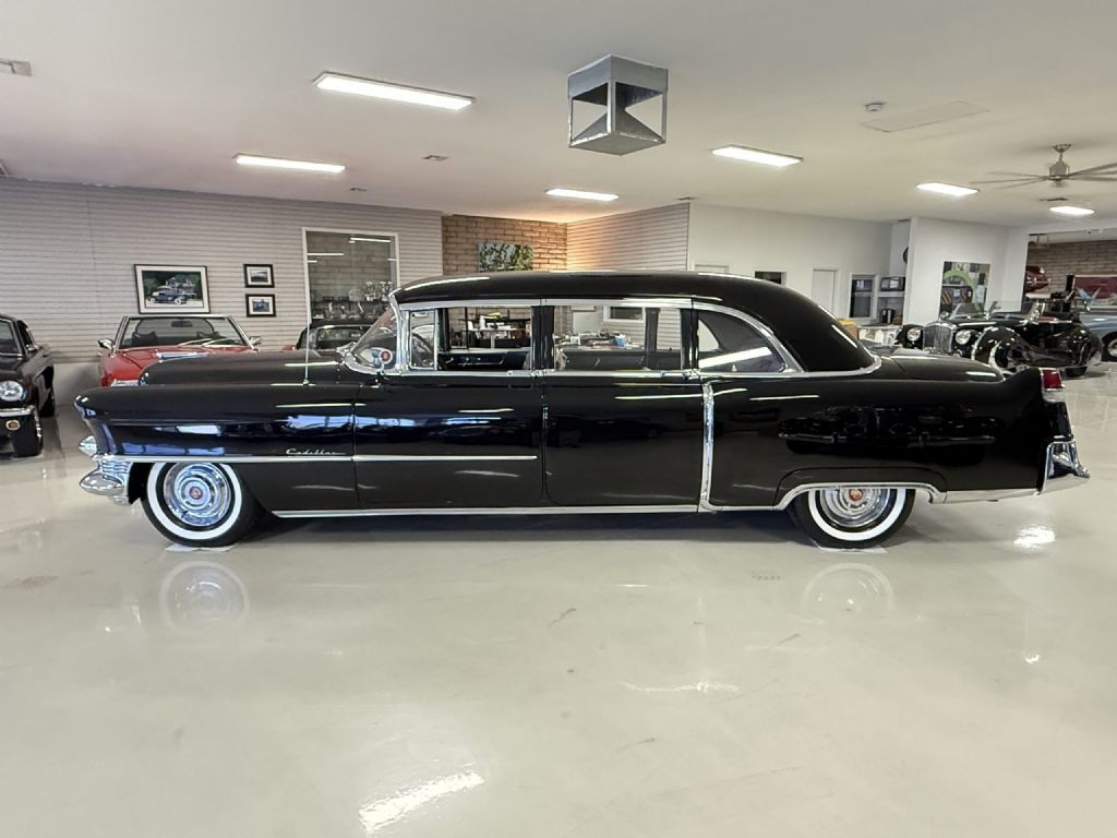 Cadillac-Fleetwood-Series-75-Limousine-1955-Seven-Passenger-Limousine-15