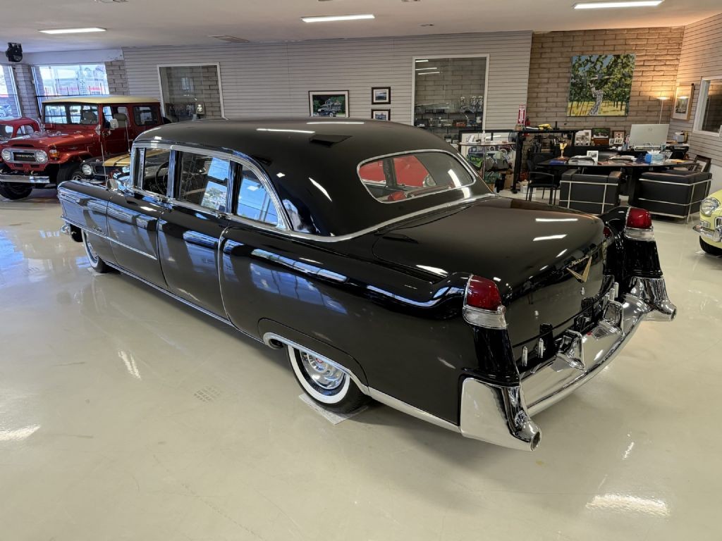 Cadillac-Fleetwood-Series-75-Limousine-1955-Seven-Passenger-Limousine-16