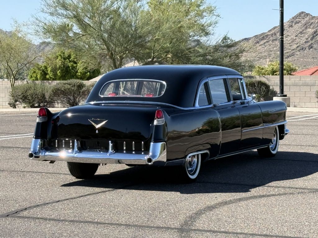 Cadillac-Fleetwood-Series-75-Limousine-1955-Seven-Passenger-Limousine-7