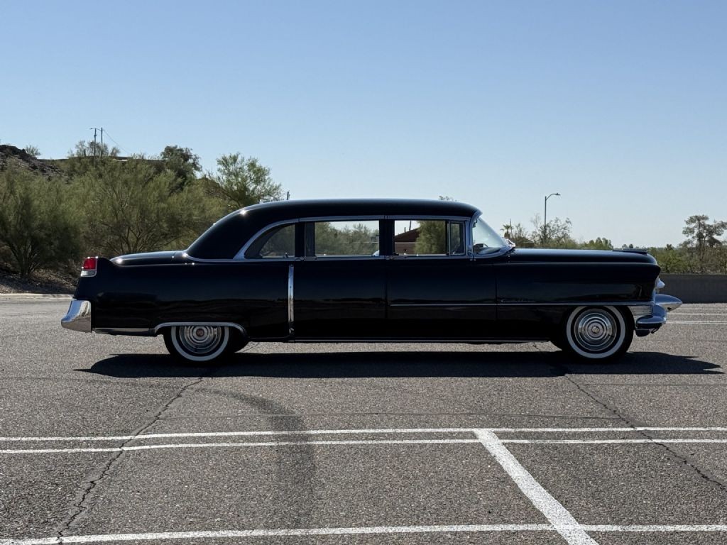 Cadillac-Fleetwood-Series-75-Limousine-1955-Seven-Passenger-Limousine-9