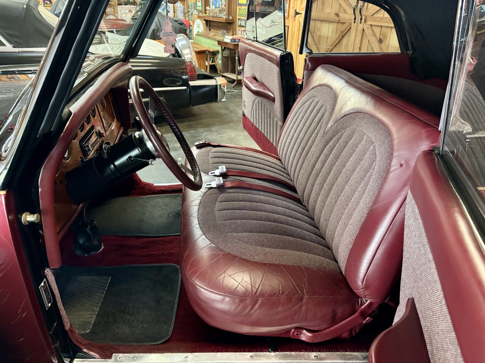Cadillac-Model-B-1932-14