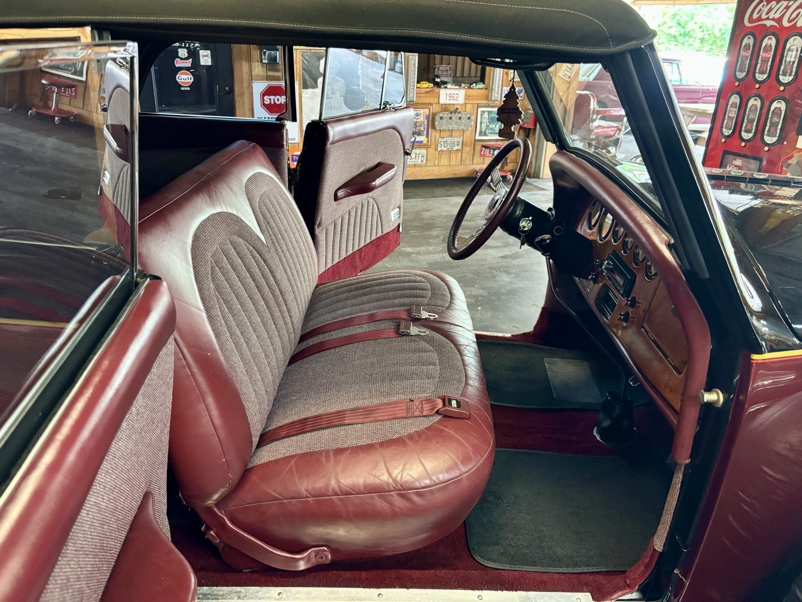 Cadillac-Model-B-1932-19