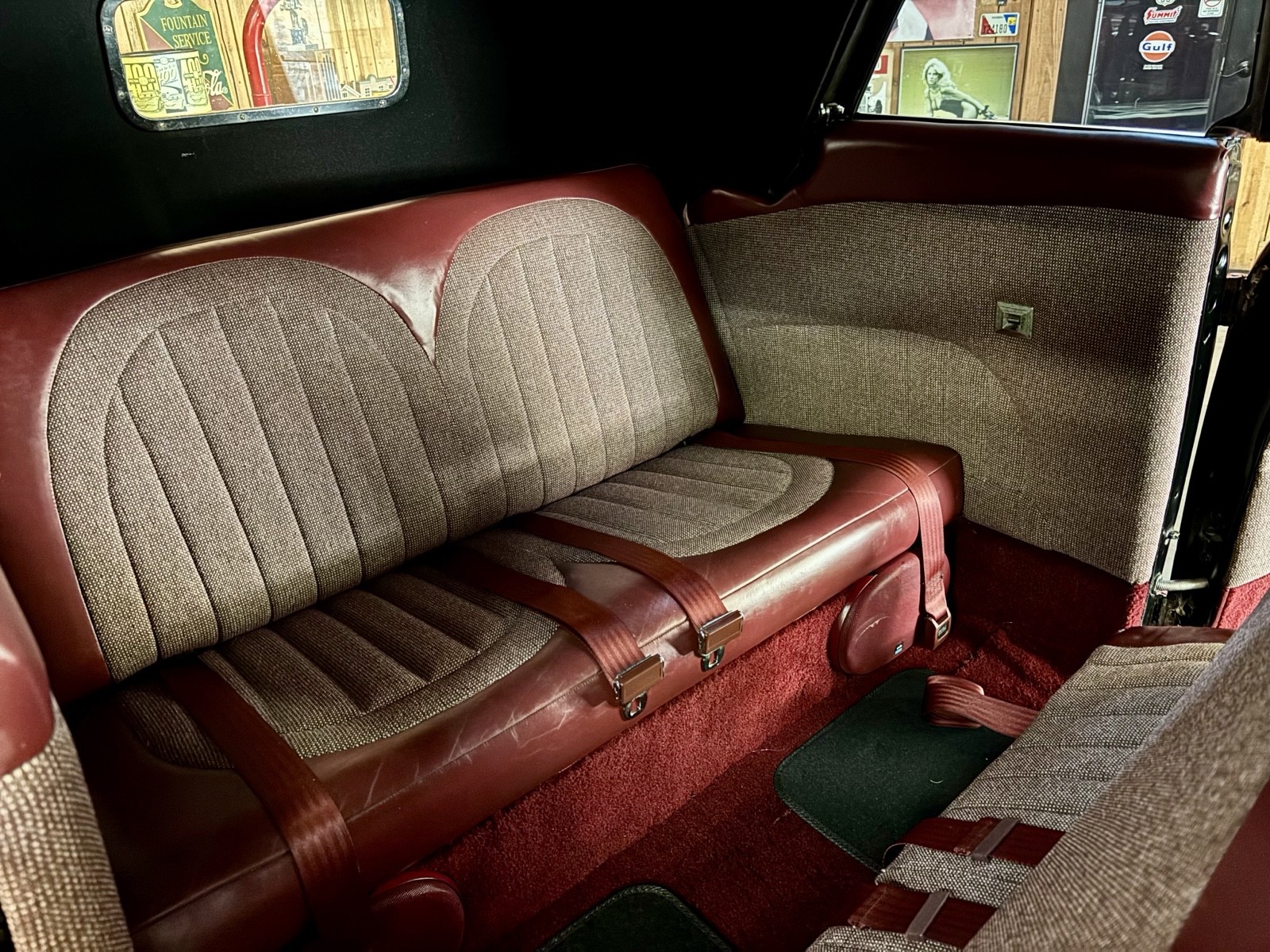 Cadillac-Model-B-1932-21