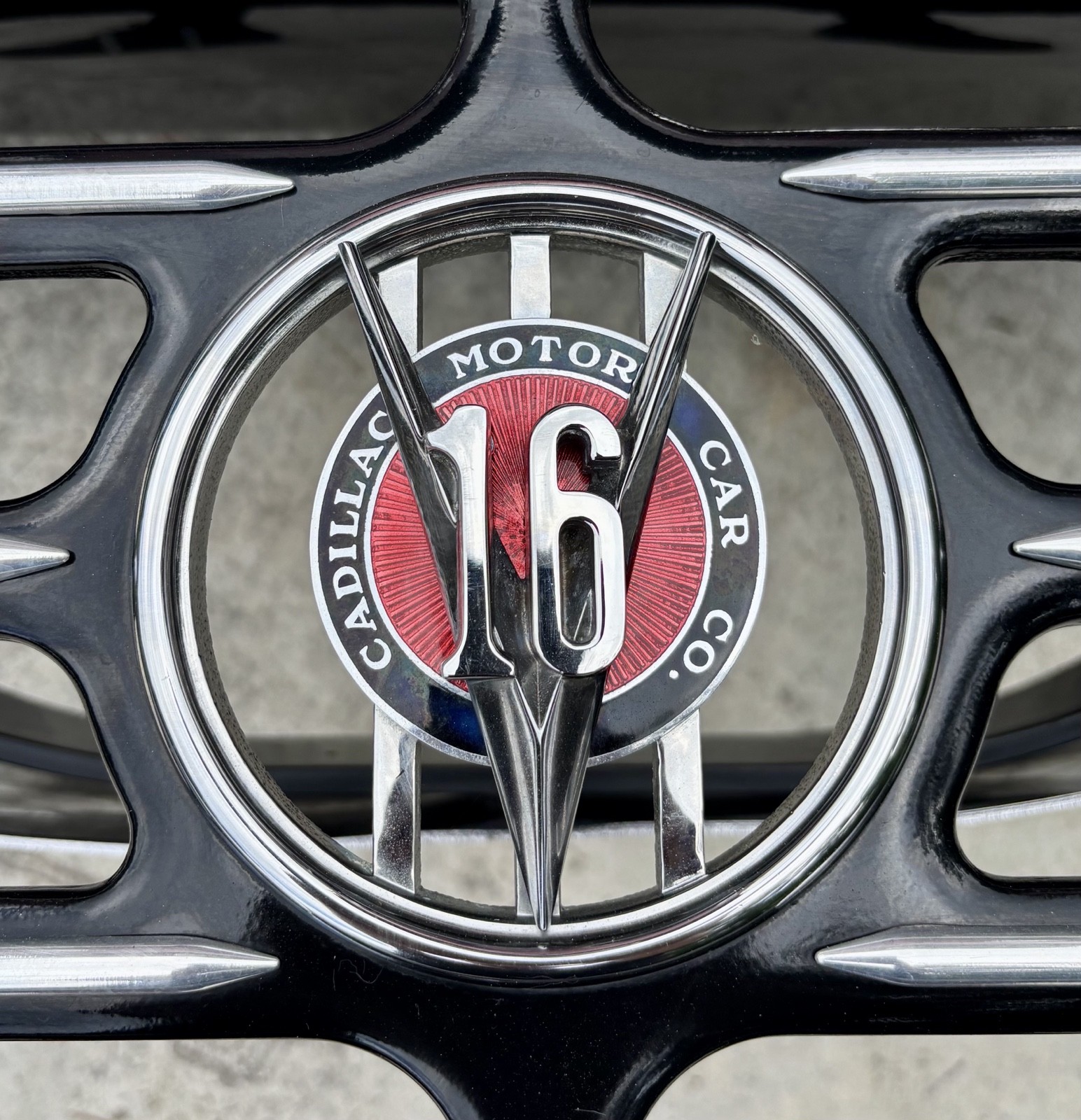Cadillac-Model-B-1932-24