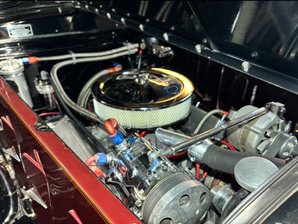 Cadillac-Model-B-1932-28