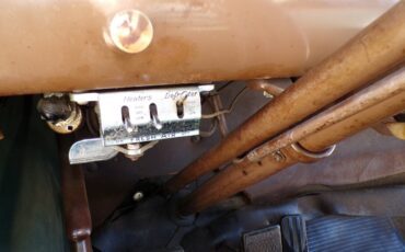 Cadillac-Other-1940-Convertible-17