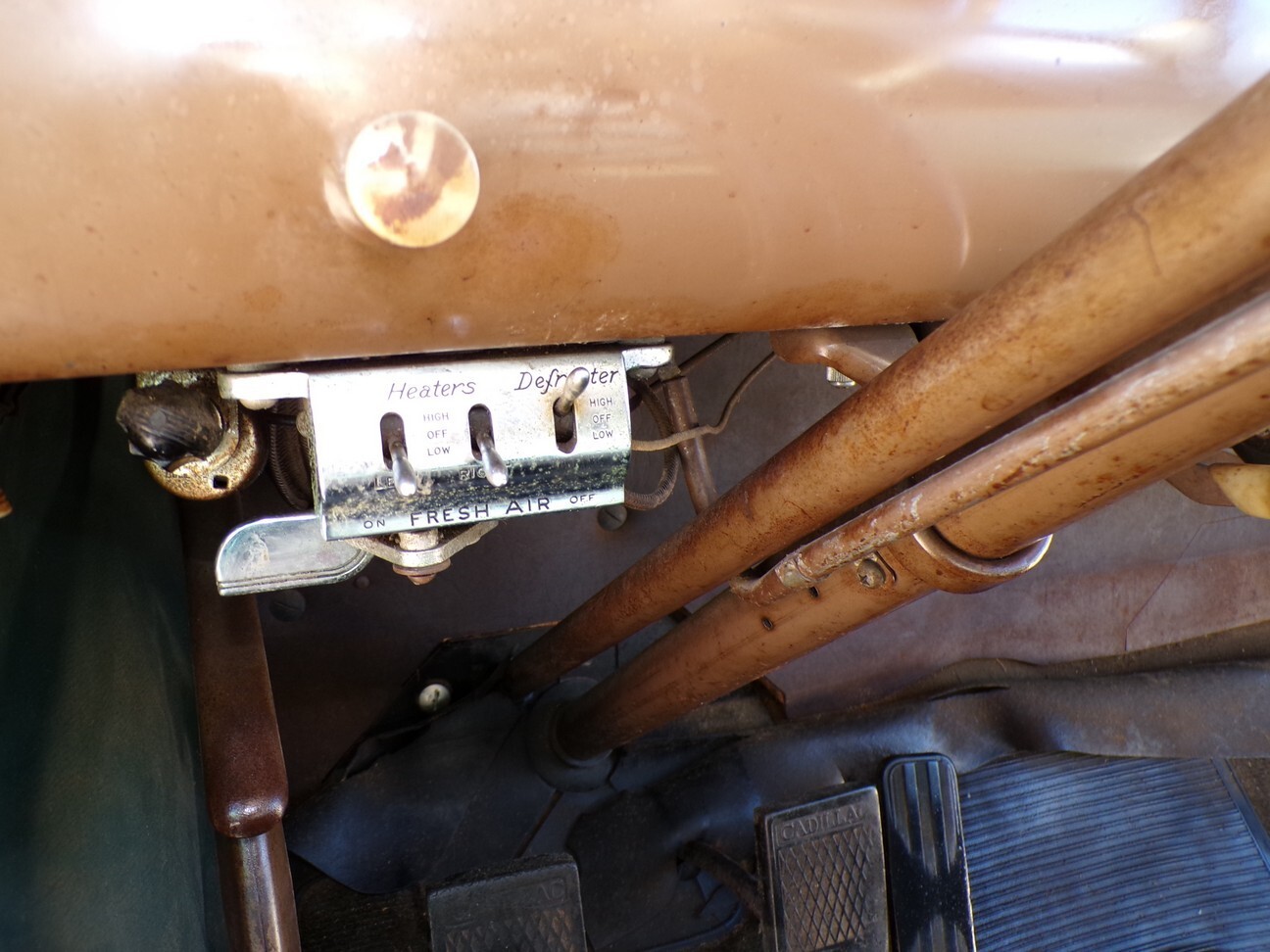 Cadillac-Other-1940-Convertible-17