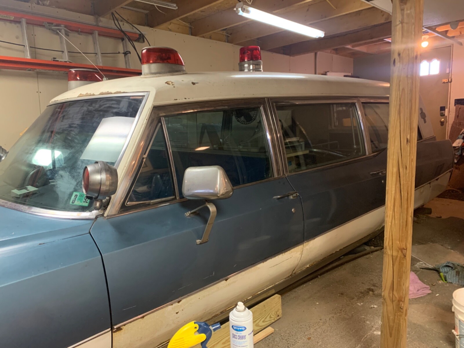 Cadillac-Other-1968-Ambulance-1