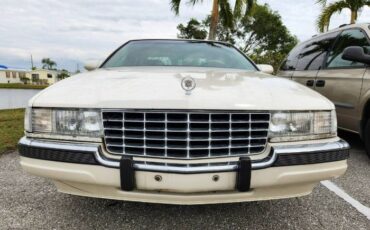 Cadillac-Other-1994-White-10