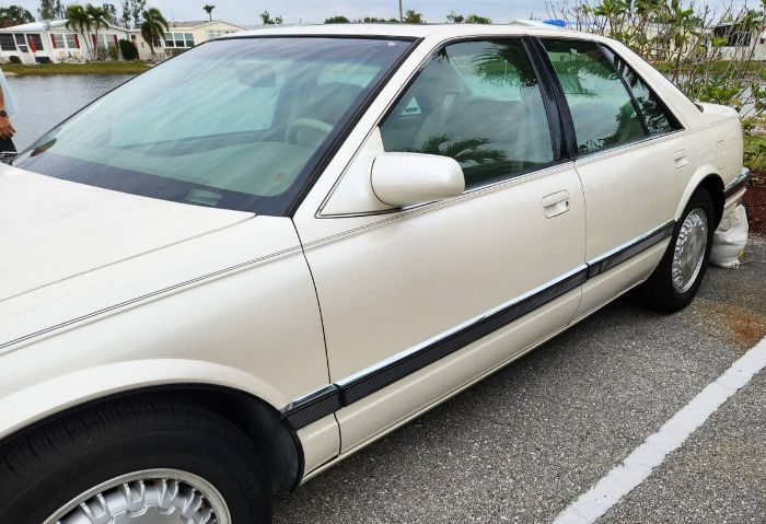 Cadillac-Other-1994-White-15