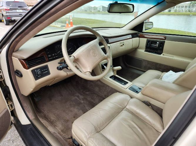 Cadillac-Other-1994-White-20